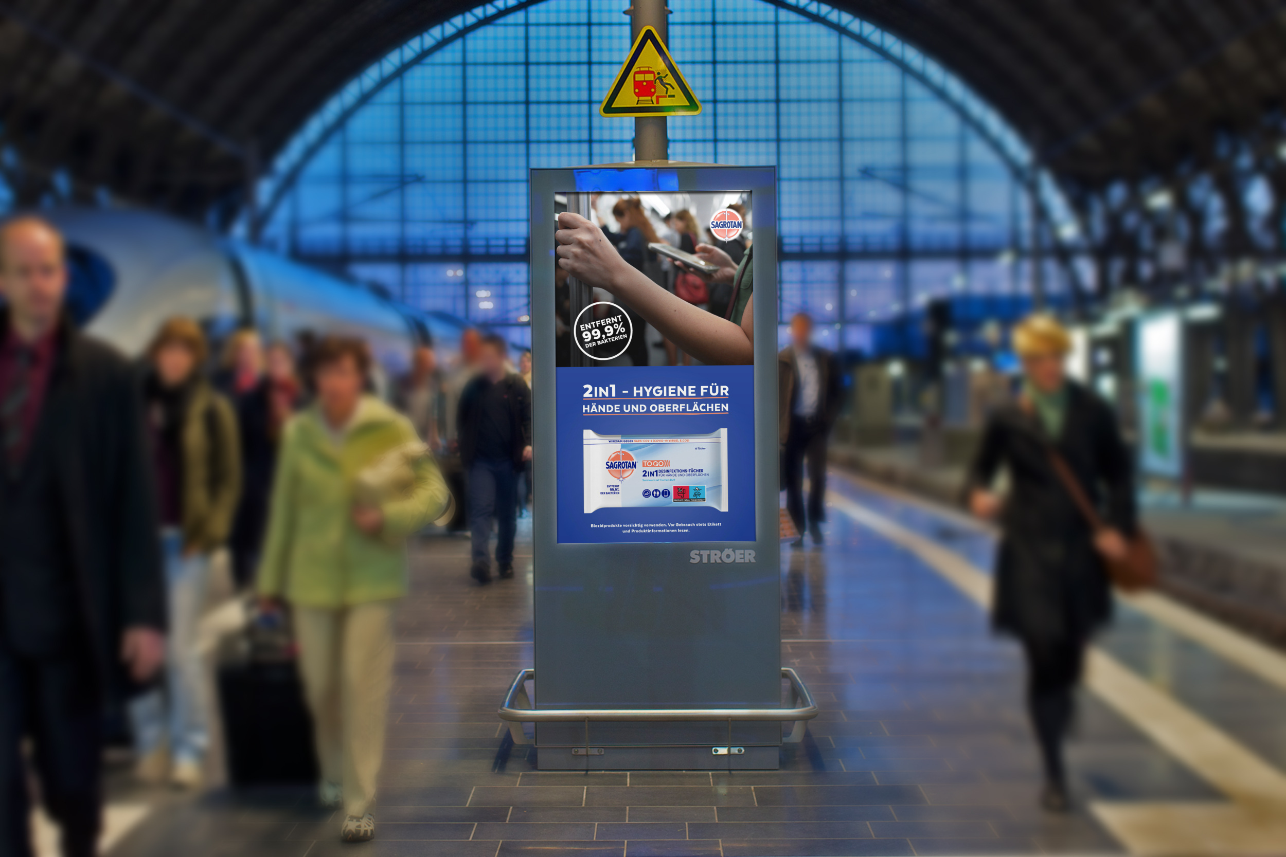 Sagrotan DOOH campaign: A targeted approach at the railway station for the top hygiene brand